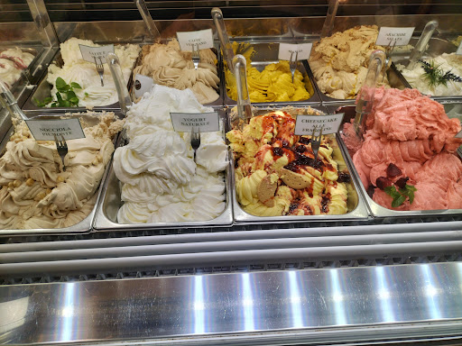 Pan&vino gelateria Gallery - Italy