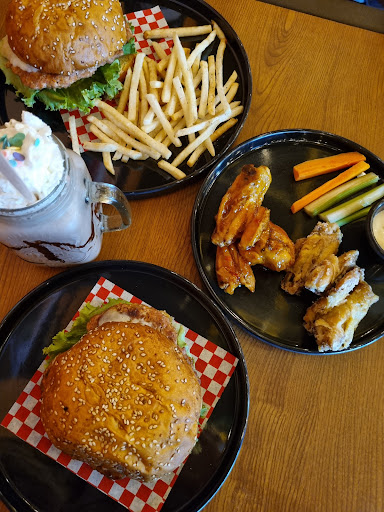 Los Vikingos Burgers & Wings San Juan - Thumbnail
