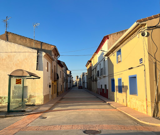 Cinco Olivas - Visual