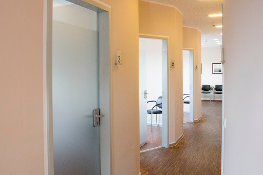 Links vom Rhein Physiotherapie und OMT - Thumbnail