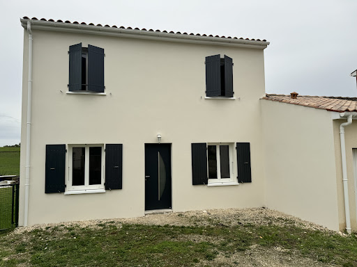 Photo de Toitures et Façades de France | Rénovation de toiture | Rénovation de Façades | Isolation à Thénac (17460)