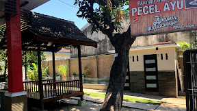 Pecel Ayu Restauran Banyuwangi Regency, East Java - Pecel Ayu Restauran Banyuwangi Regency East Java Pecel Rawon Yummy Picture Of Pecel Ayu Banyuwangi Tripadvisor Warung Sego Pecel Bek Lembok The Cinemas
