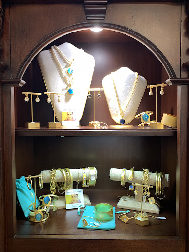 Summerlin's Boutique - Thumbnail