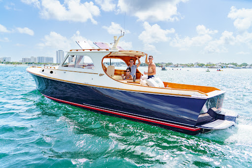 Flagship Charter Group - Visual