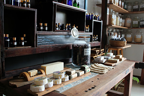 Refillables Hoi An by null