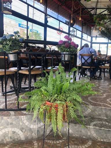 La Terraza Food & Drink Park - Thumbnail