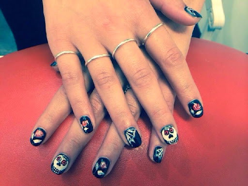 Centro Estetica TreR Nails (dal 1989 Specialisti del trucco permanente alle sopracciglie) - Thumbnail