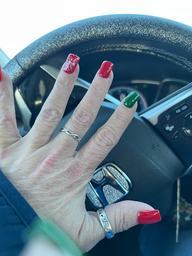 VA Nails - Visual