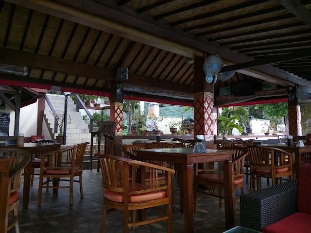 Lembongan Reef Restaurant & Bar
