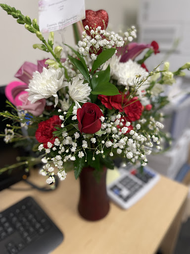 Laura's Floral Boutique - Thumbnail