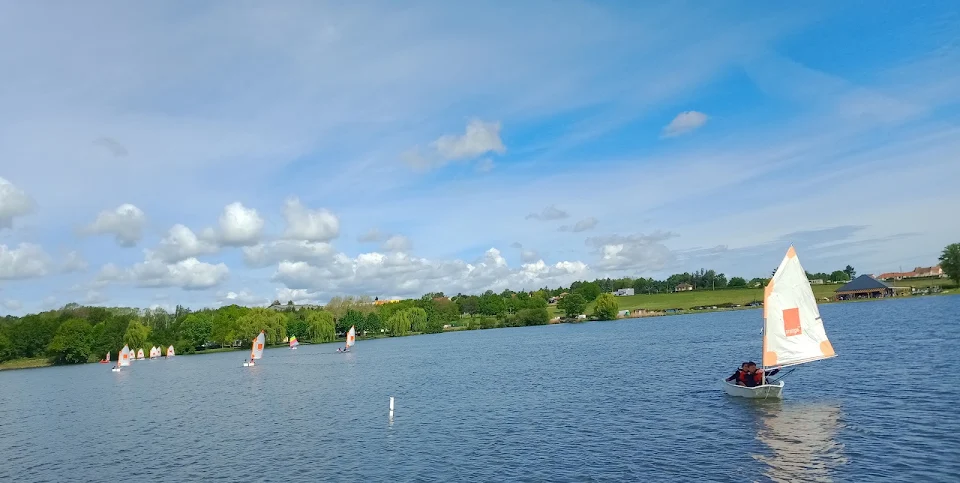 Cercle de la Voile de Montluçon photo