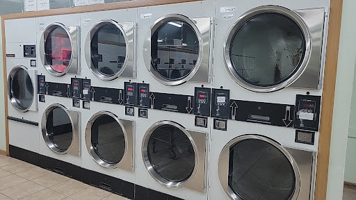 La Imperial Laundromat - Thumbnail