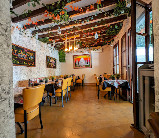 The Red Fort II - indian restaurant Sóller - Thumbnail