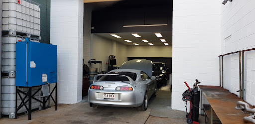 Yatala Head Worx and Automotive Servicing - Thumbnail