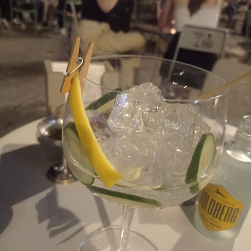Viola Caffé - Visual