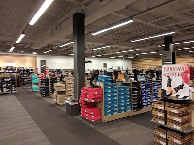 DSW Designer Shoe Warehouse