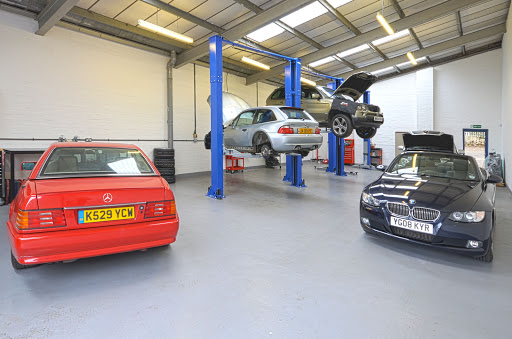 Autobahn Servicing - Visual