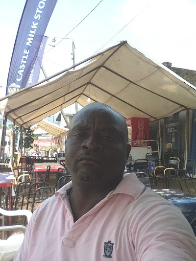 bar
