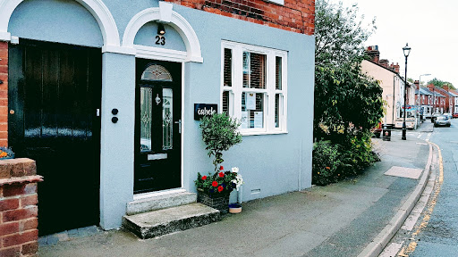 Cabelo Unisex Hair Salon, Footcare, Beauty, Aesthetics and Wellness Hub