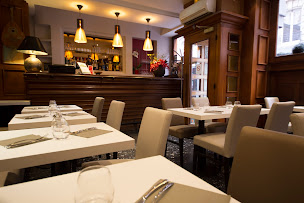 Photo n°44 de AlKaram 75015 Paris à Paris (Restaurant méditerranéen)