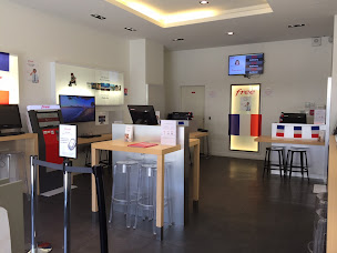Photo n°5 de Free - Boutique Pau Centre Ville à Pau (Opérateur téléphonique)