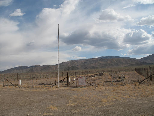 Luning Cemetery - Visual