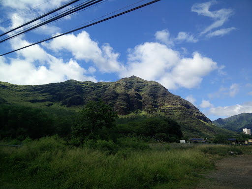Farrington Hwy + Makaha Beach Park - Thumbnail