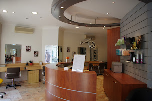 Photo n°2 de Arnault Coiffure à La Rochelle (Salon de coiffure)