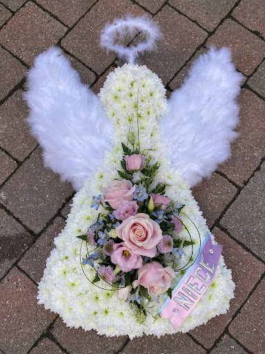 Flamingo Floral Designs - Thumbnail