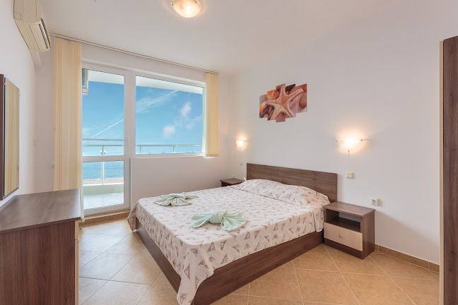 Opinii despre Коста Калма апартхотел în Поморие - Фитнес зала