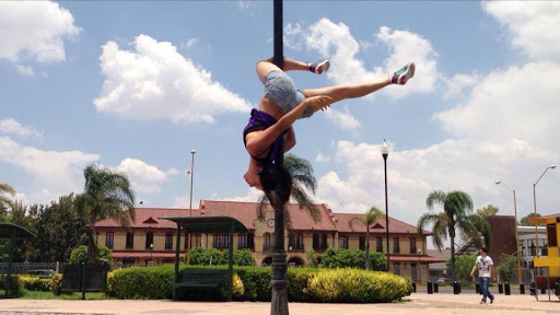 Upperdance Pole and Fitness Ojocaliente - Thumbnail