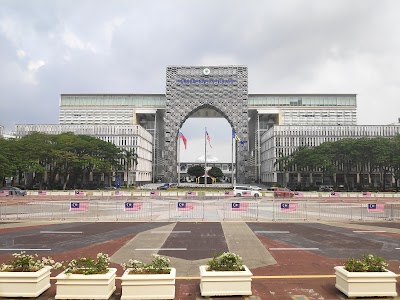 Putrajaya dataran Ten thousand