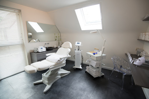 Esthetica schoonheidssalon - Thumbnail