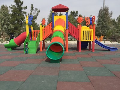 Photos of Alavi Public Park