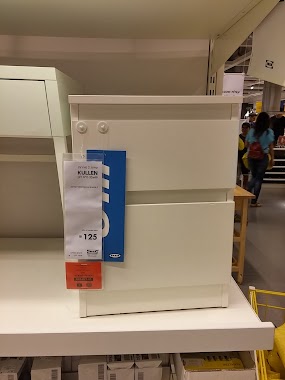 Ikea, Author: אלון דוזלי