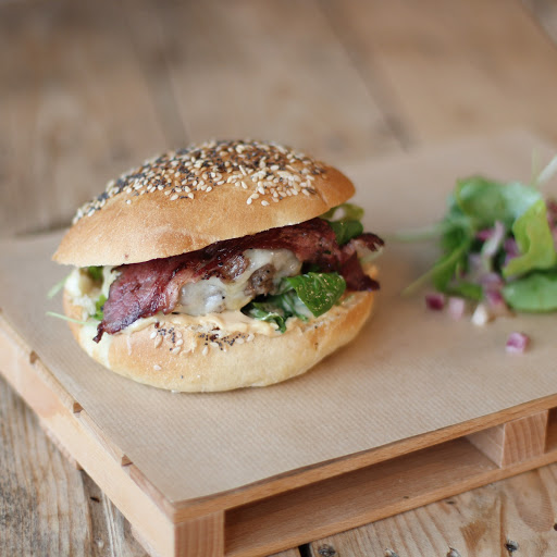 Photo 4 - Good Burger Vire