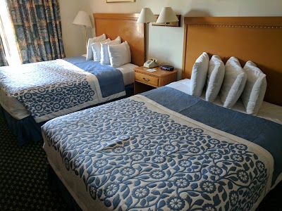 Photos of Days Inn Anaheim Near the Park
