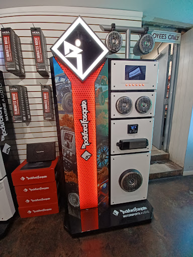 Dick's Stereo - Visual