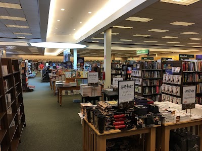 Barnes & Noble