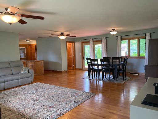 Re/max: Sylvana Menolascino - Thumbnail