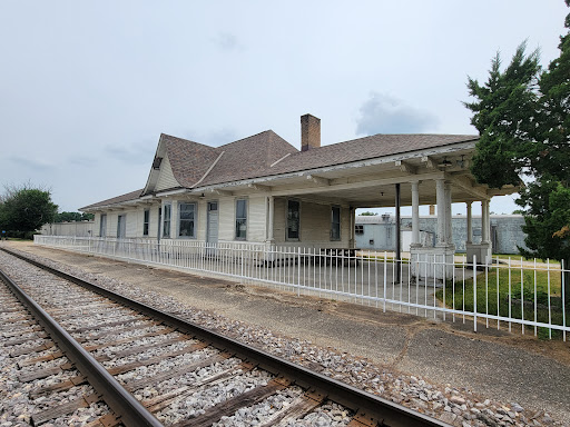 Walworth Milwaukee Road Depot - Thumbnail