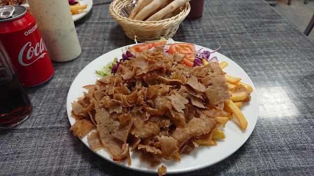 Kebap Pizza Evin