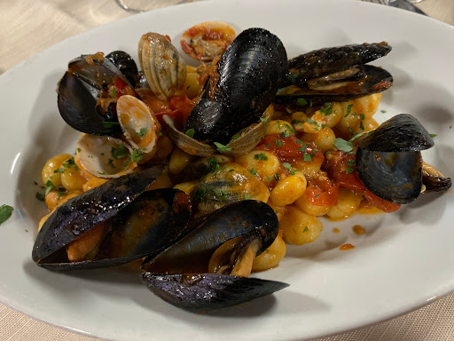 Ristorante Pizzeria K2 Gallery - Italy