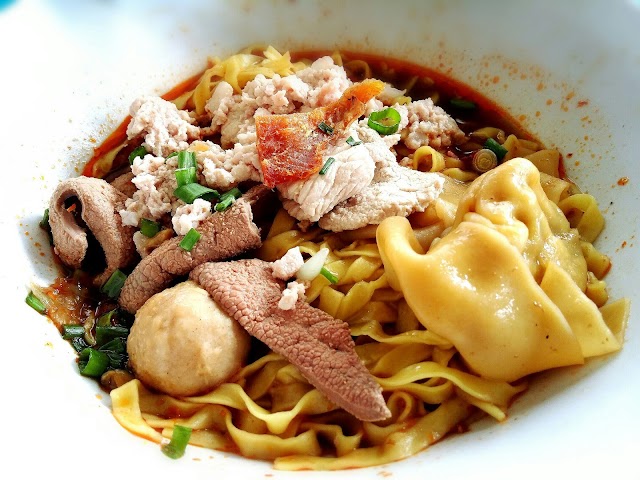 Hill Street Tai Hwa Pork Noodle