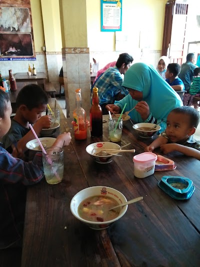 Photos of Baskom Bakso Komplit