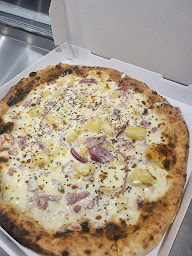 Photo n°16 de Le camion a pizza à Villeurbanne (Restaurant italien)