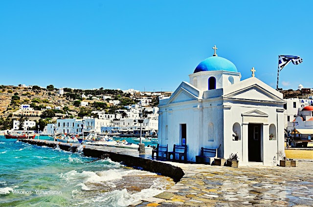 Paraportiani Church