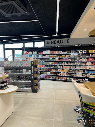 SELARL PHARMACIE MARINA BAIE DES ANGES