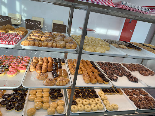 SMITH DONUTS 2 - Visual