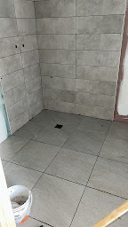 Photo n°3 de Imza carrelage à Valserhône (Entrepreneur spécialisé dans le pavage)